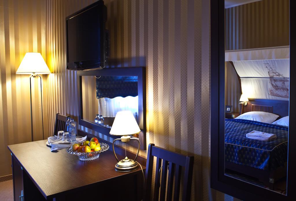 Shuma Hotell Dąbrowa Górnicza Rom bilde